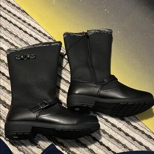 Black Winter Boots with Buckle Detail